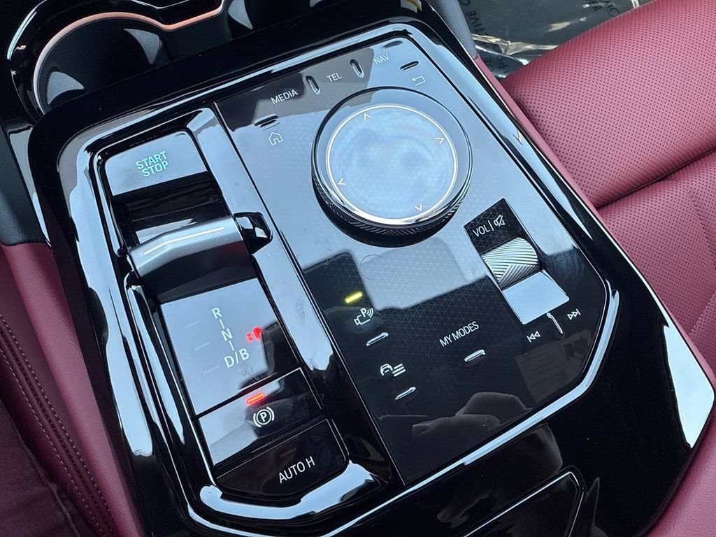 New 2027 BMW i5 M60 w/ M Sport Package AWD/4WD image 24