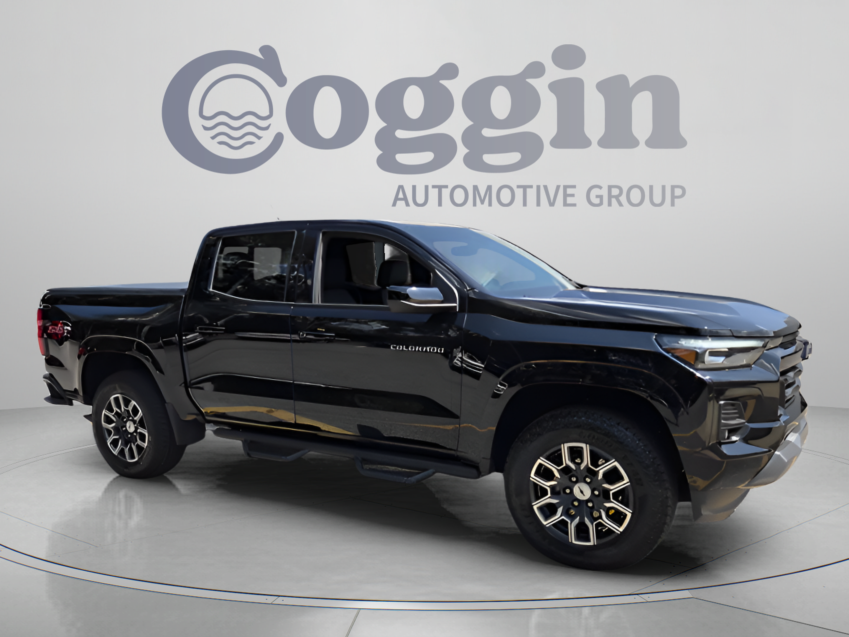 Used 2024 Chevrolet Colorado Z71 AWD/4WD image 7