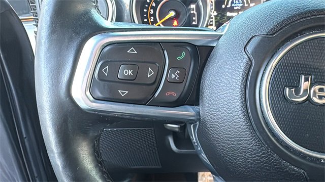Used 2020 Jeep Wrangler Unlimited Sahara image 15