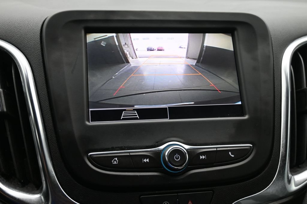 Used 2024 Chevrolet Equinox LS AWD/4WD image 35