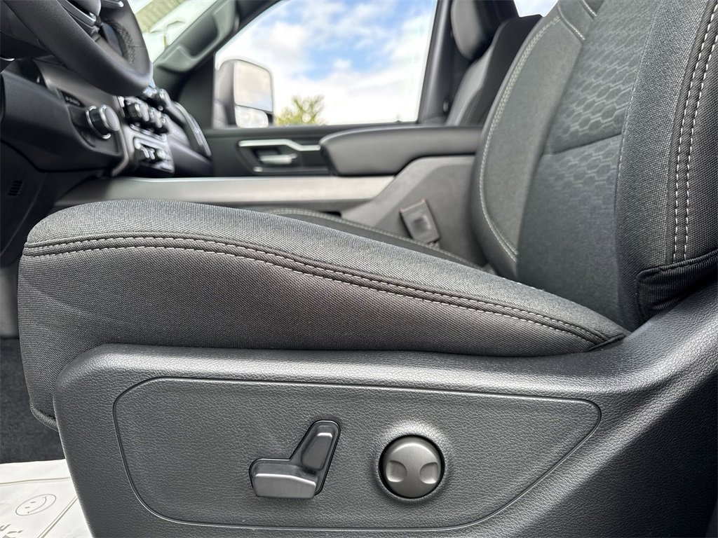 New 2025 RAM 1500 Big Horn image 12