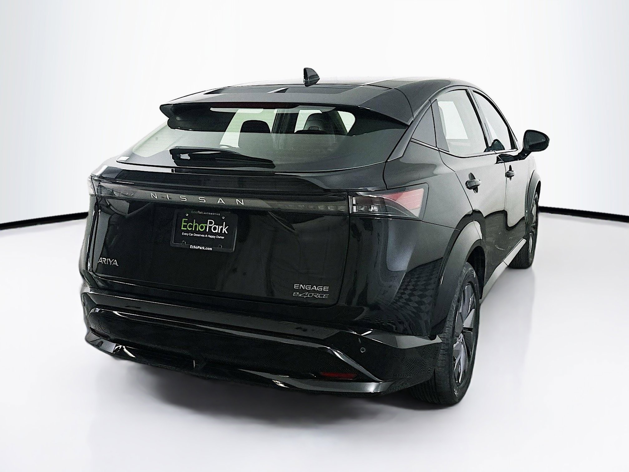 Used 2024 Nissan Ariya AWD image 9
