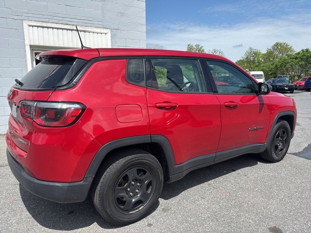 Used 2019 Jeep Compass Sport w/ Tech Group image 6