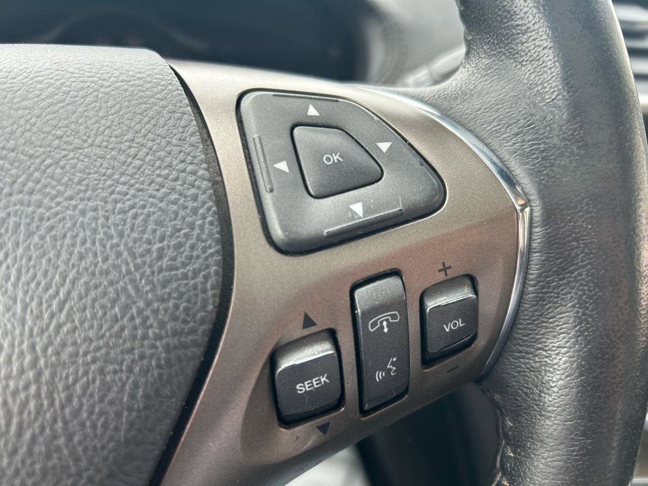 Used 2014 Lincoln MKX AWD w/ Equipment Group 101A image 20