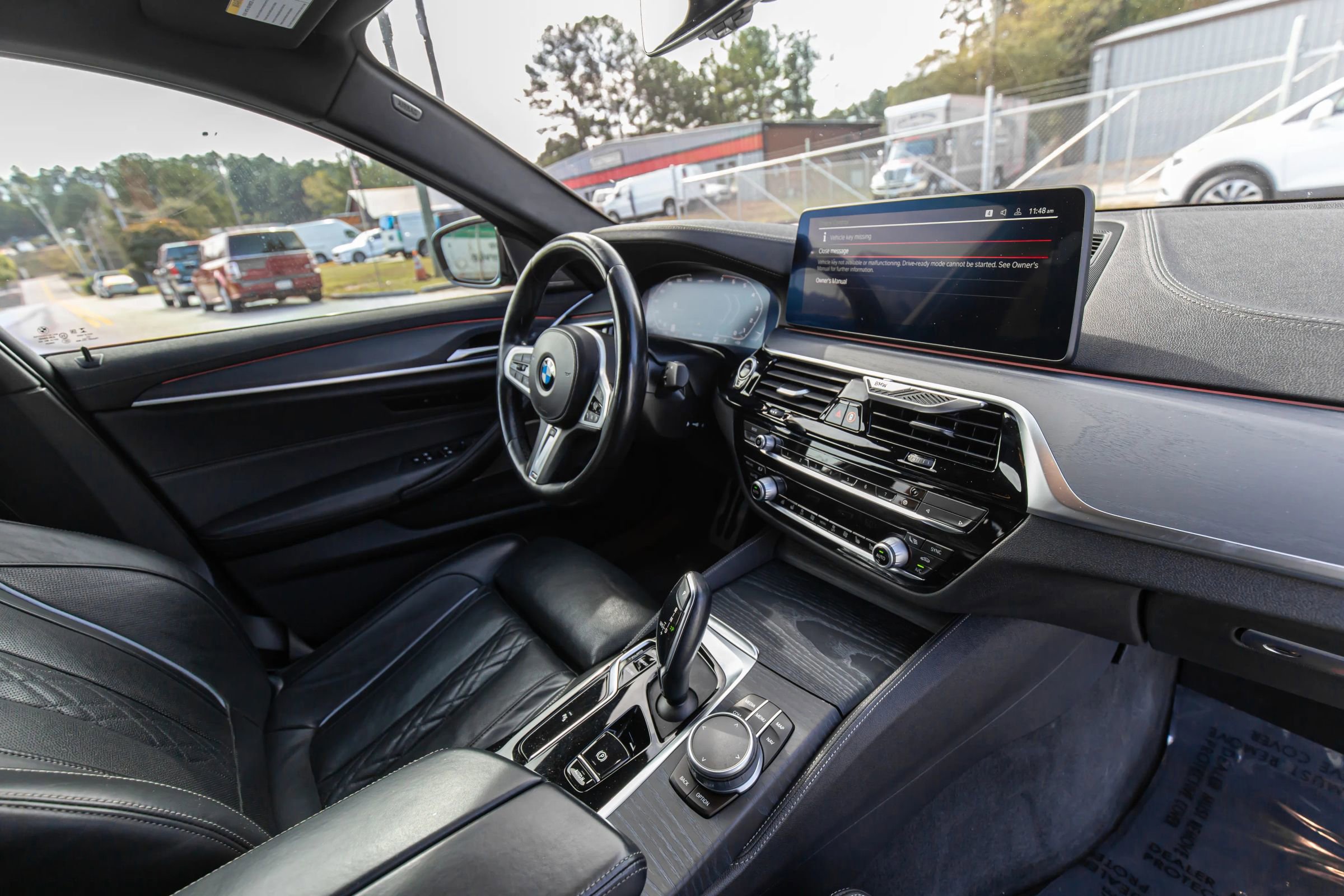 Used 2022 BMW M550i xDrive w/ Shadowloine Package image 34