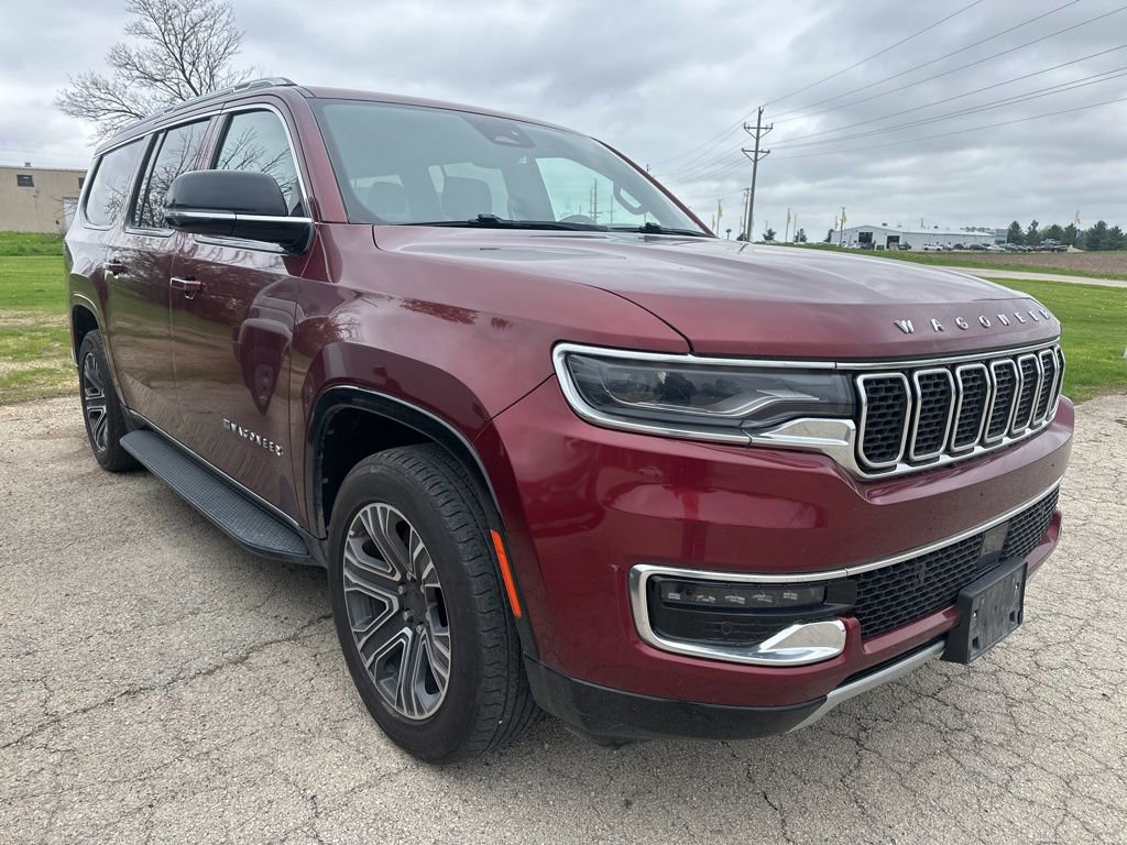 Used 2023 Jeep Wagoneer L Series II AWD/4WD image 2