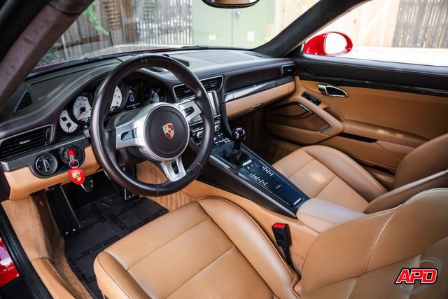 Used 2015 Porsche 911 Carrera GTS RWD image 2