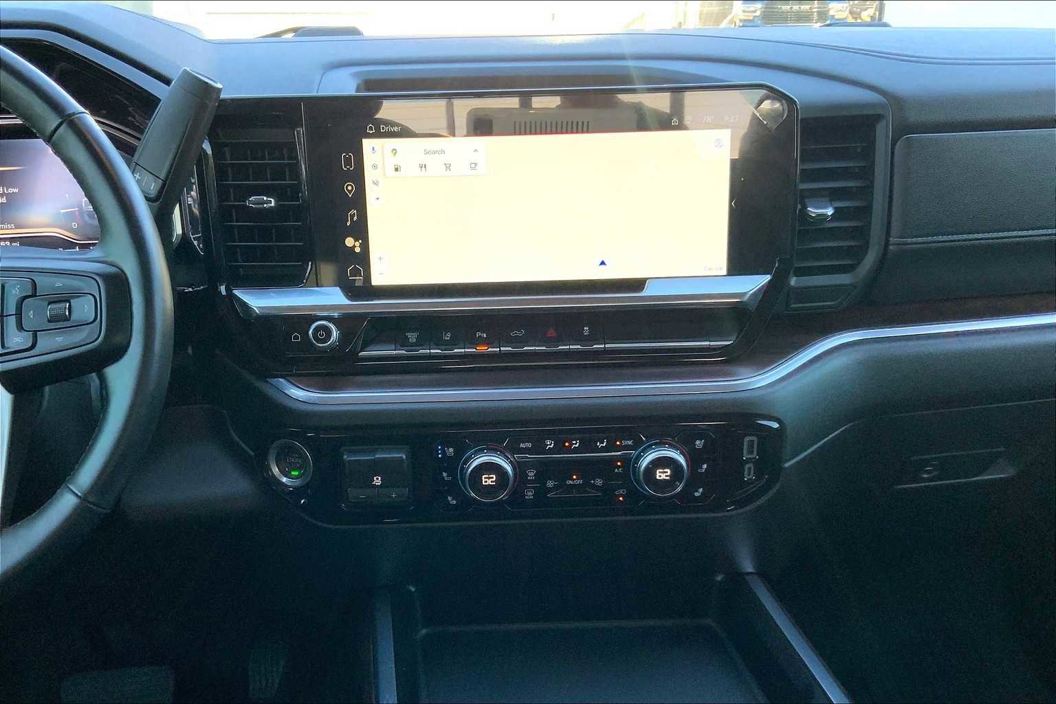 Used 2024 GMC Sierra 2500 SLT w/ SLT Premium Package image 11