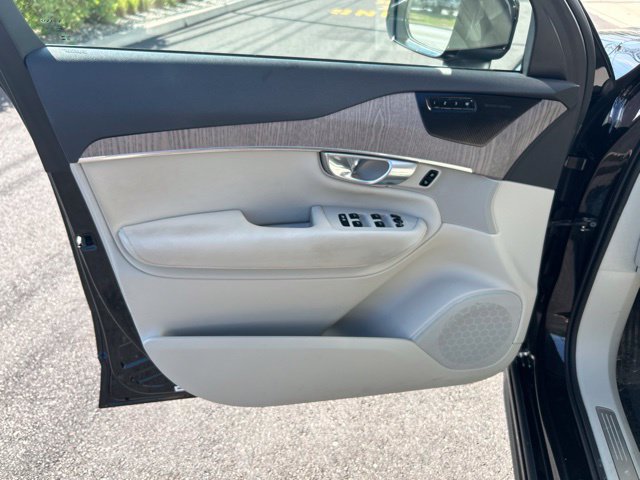 Certified 2023 Volvo XC90 B6 Plus w/ Protection Package Premier AWD/4WD image 18
