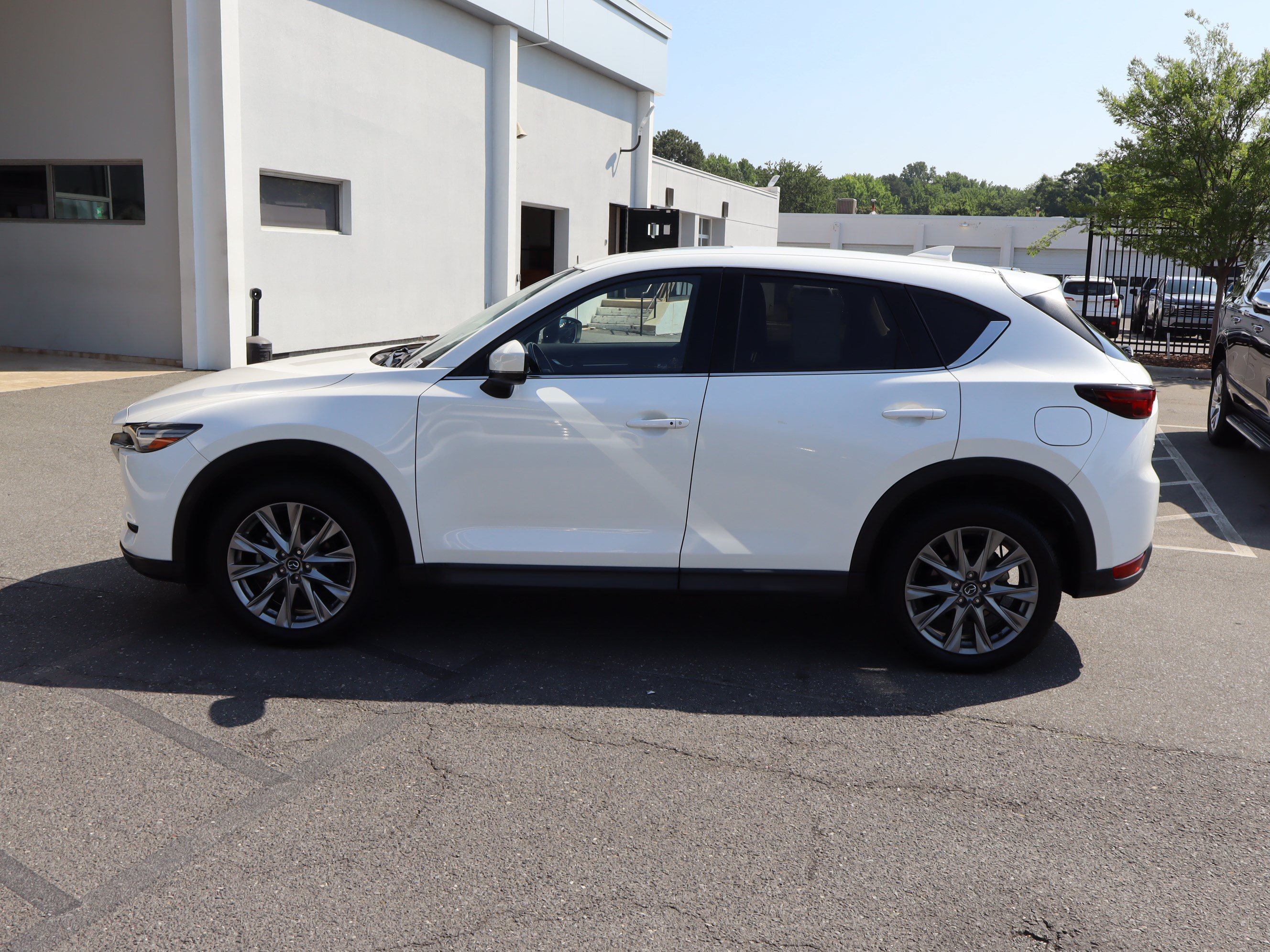 Used 2021 MAZDA CX-5 Grand Touring AWD/4WD image 7