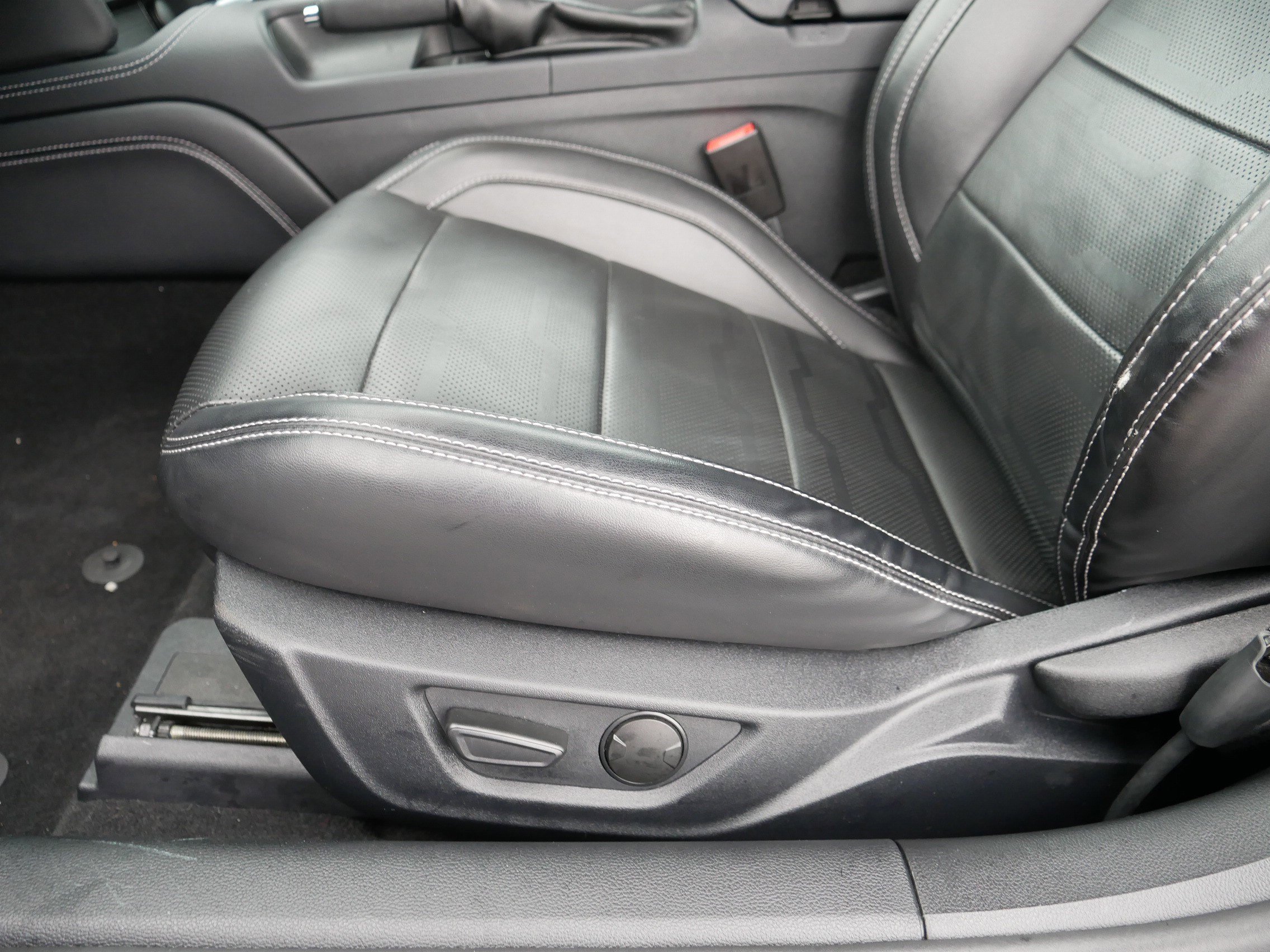 Used 2020 Ford Mustang GT Premium w/ Equipment Group 401A image 19