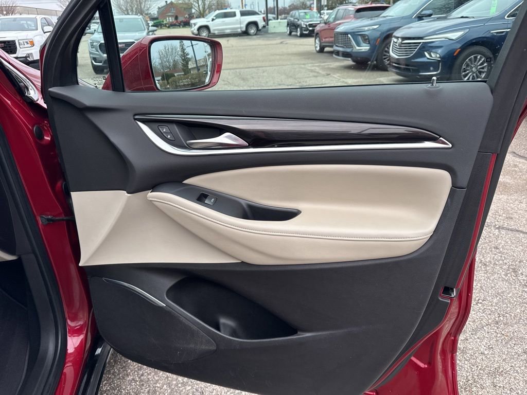 Certified 2018 Buick Enclave Essence FWD image 49