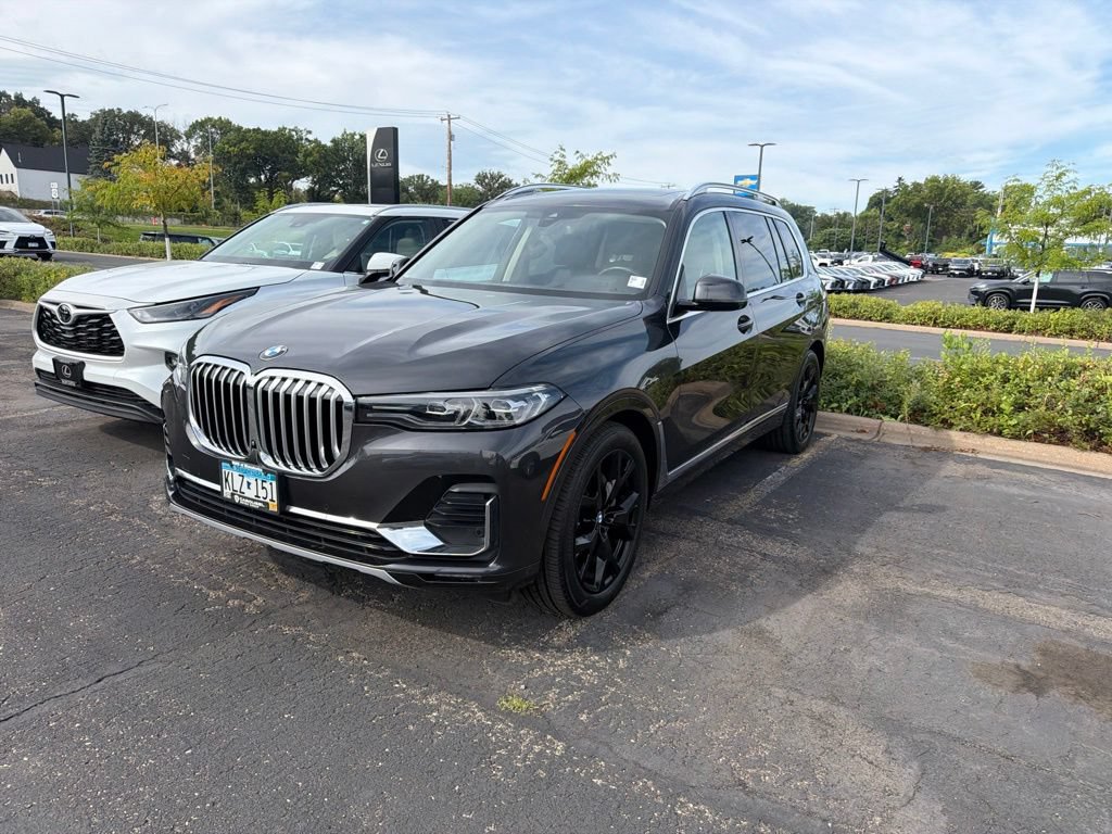 Used 2020 BMW X7 xDrive40i w/ Premium Package AWD/4WD image 7