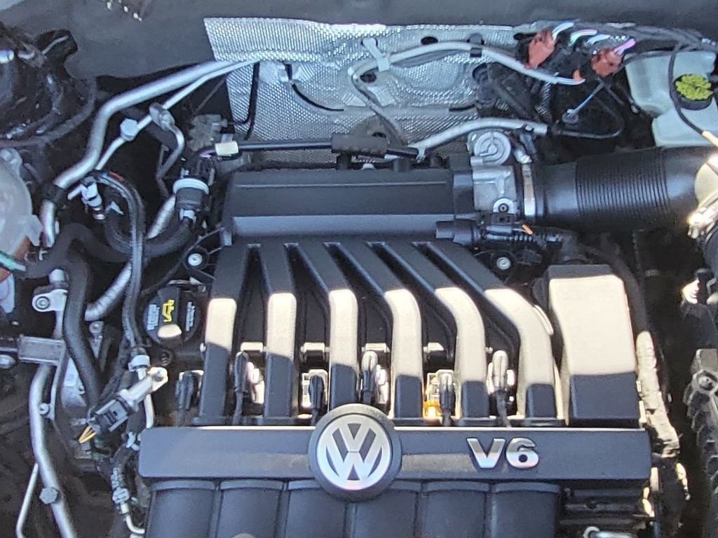 Used 2022 Volkswagen Atlas SE w/ Panoramic Sunroof Package AWD/4WD image 36