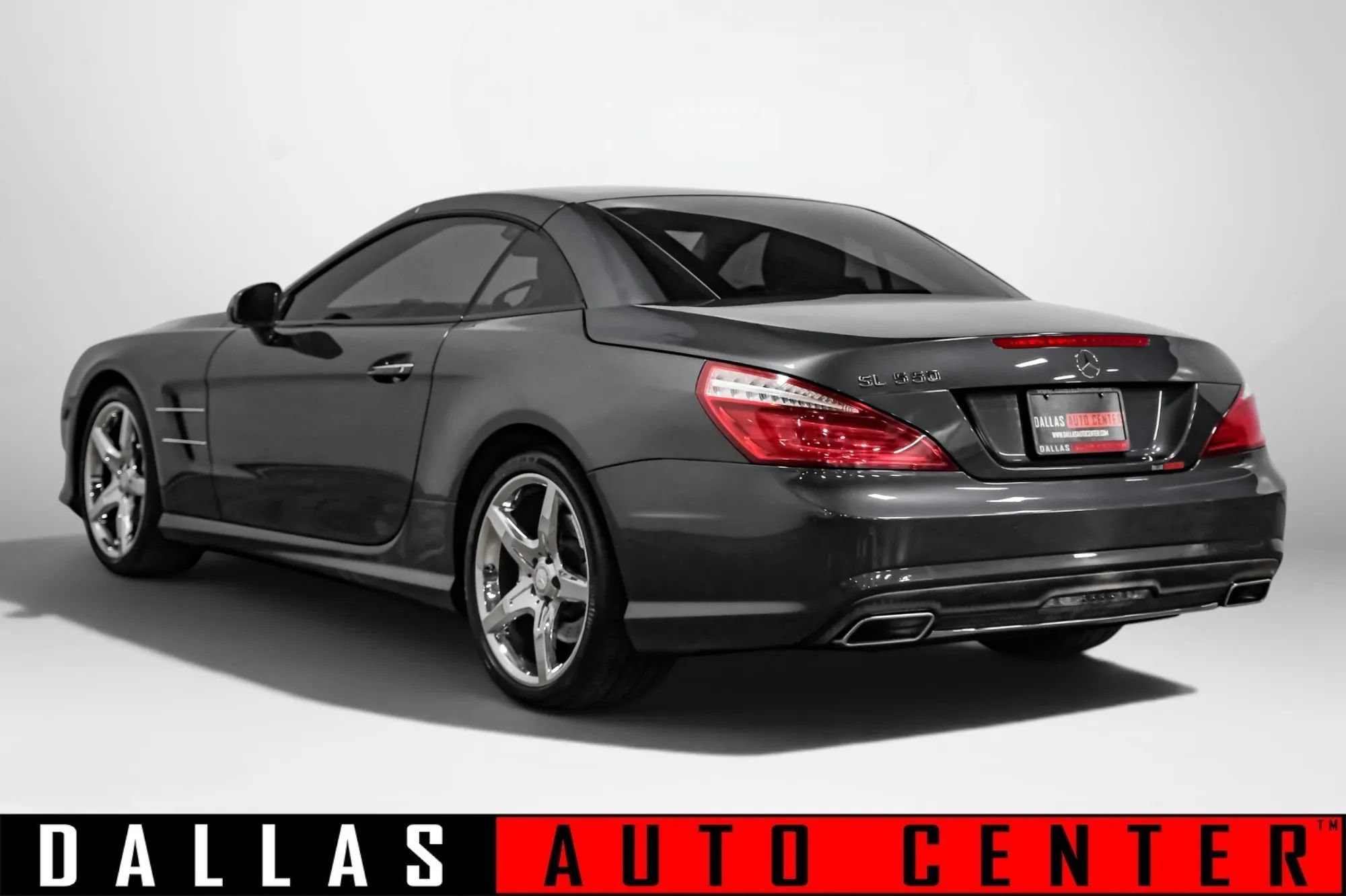 Used 2014 Mercedes-Benz SL 550 image 6