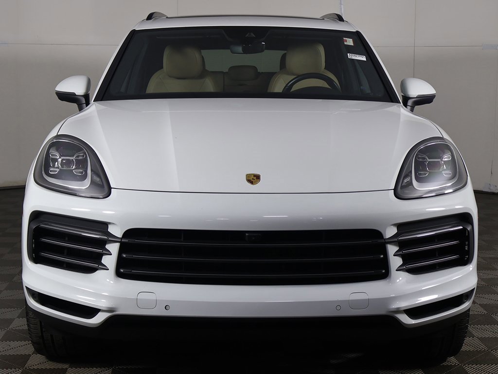 Used 2023 Porsche Cayenne Platinum Edition image 13