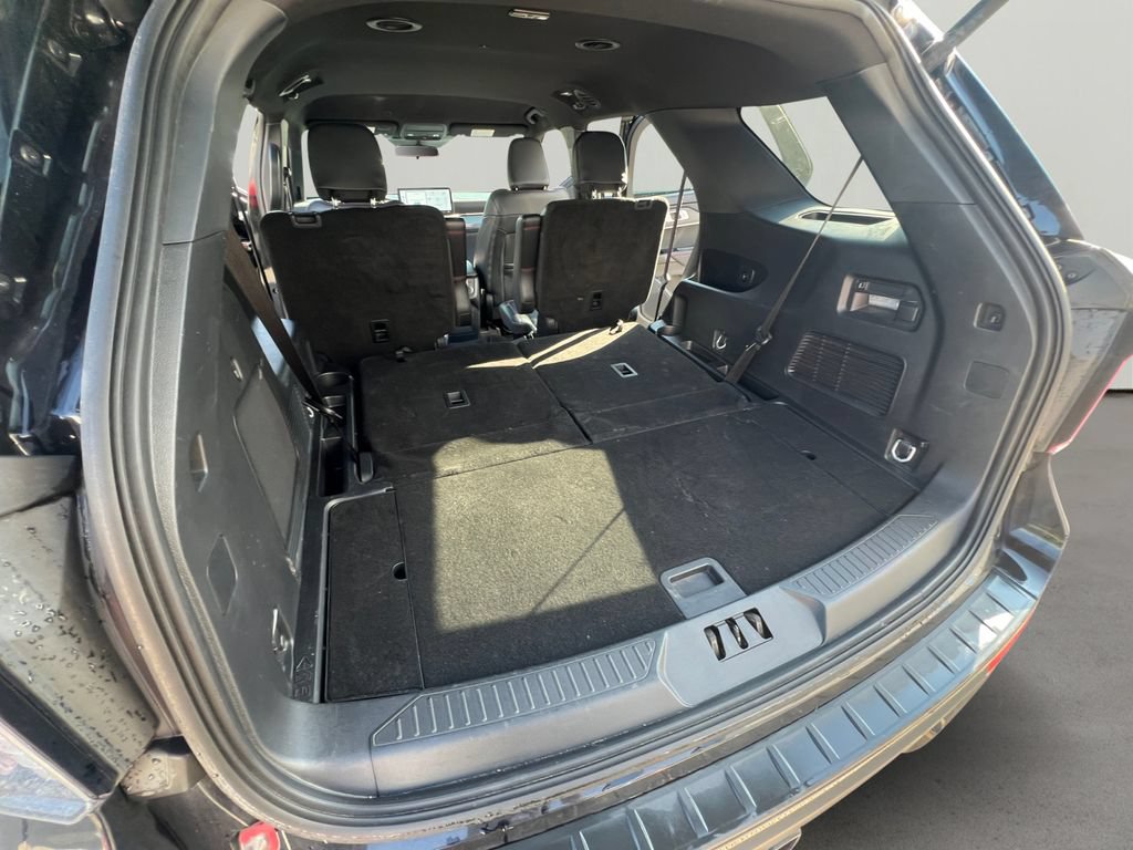 Used 2025 Ford Explorer ST-Line AWD/4WD image 30