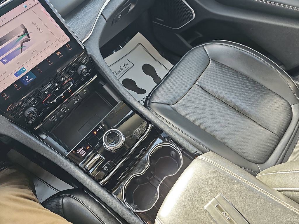 Used 2022 Jeep Grand Cherokee Limited 4xe w/ Luxury Tech Group II image 29