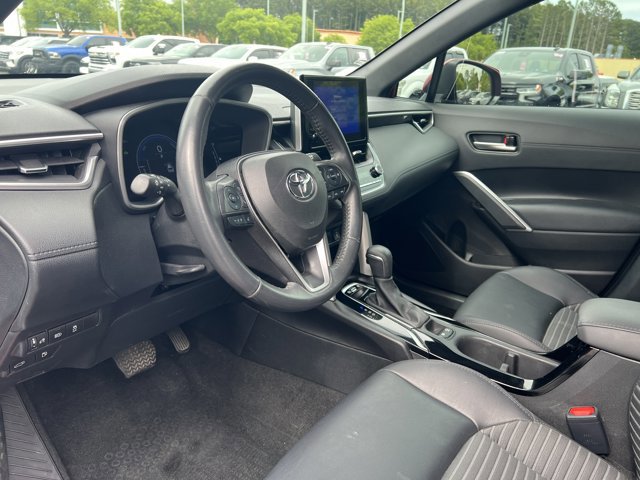 Used 2024 Toyota Corolla Cross AWD Hybrid w/ Convenience Package image 13