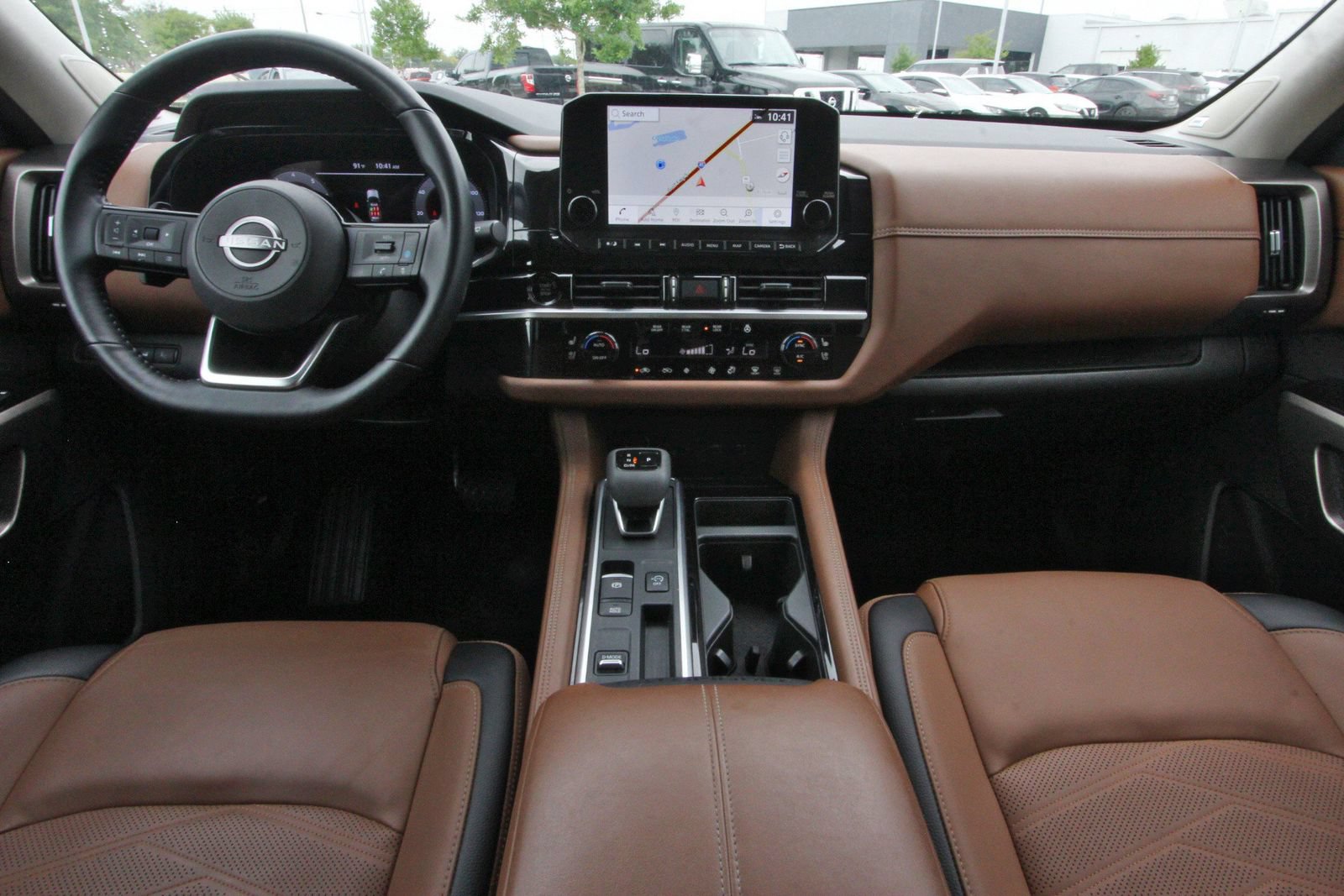 Certified 2025 Nissan Pathfinder Platinum w/ Cargo Package FWD image 12
