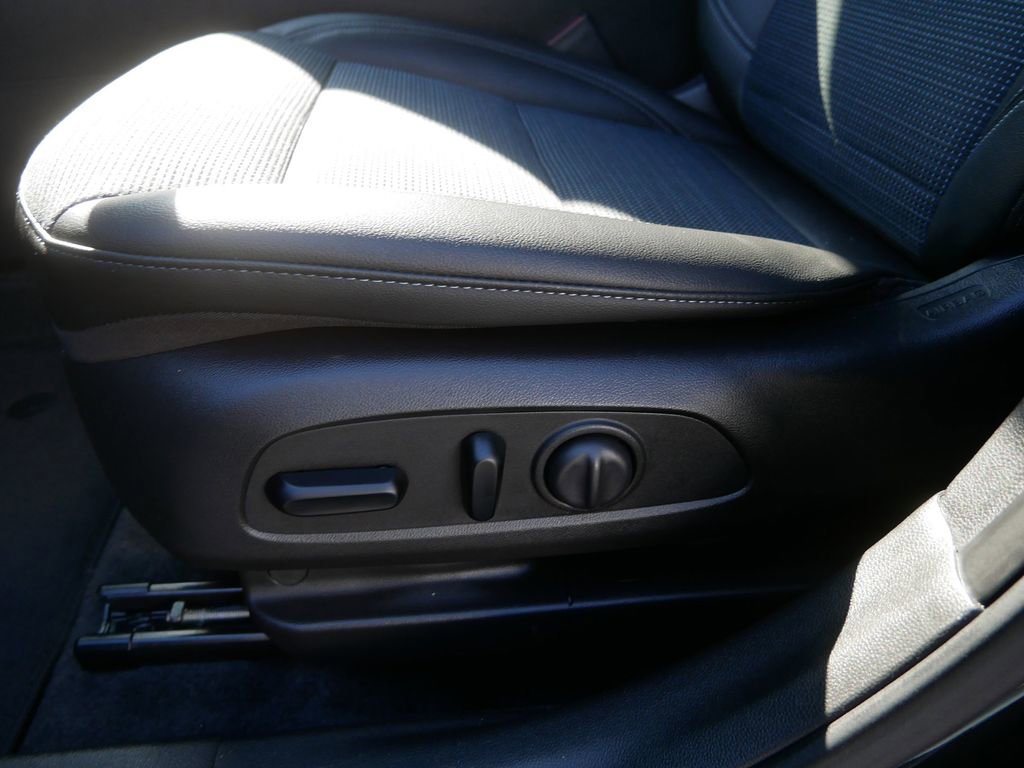 Certified 2024 Buick Envista Preferred w/ Convenience I Package image 14