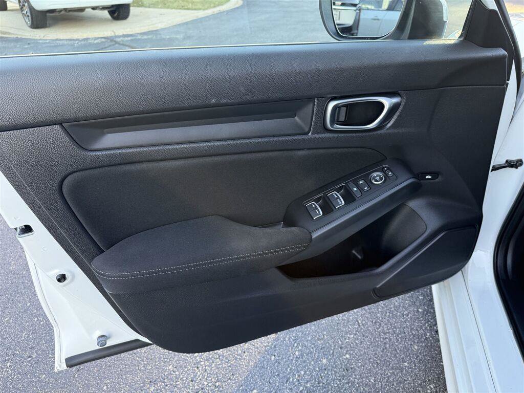Used 2022 Honda Civic LX image 33