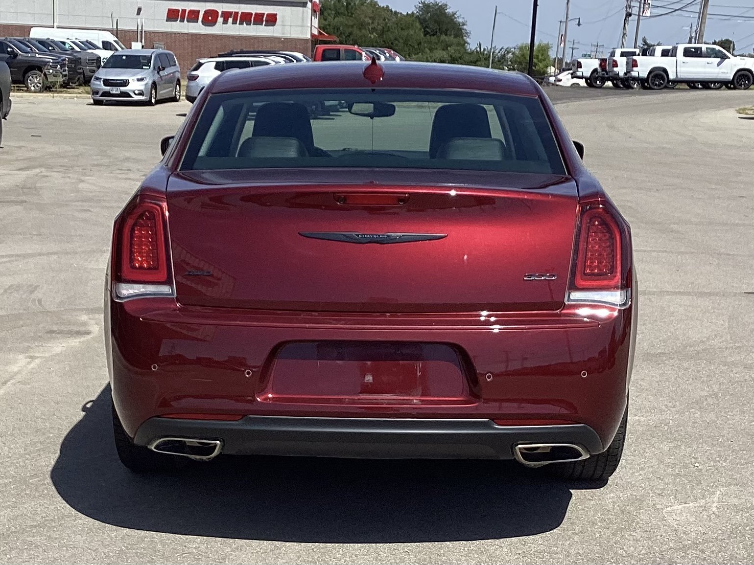 Used 2023 Chrysler 300 Touring L AWD/4WD image 6