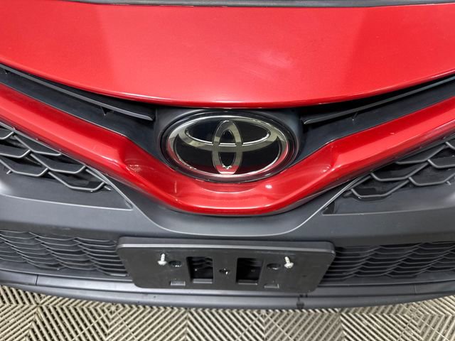Used 2023 Toyota Camry SE image 9