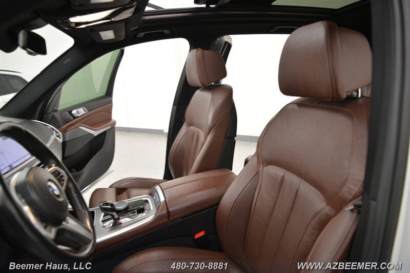 Used 2019 BMW X5 xDrive40i w/ M Sport Package AWD/4WD image 18