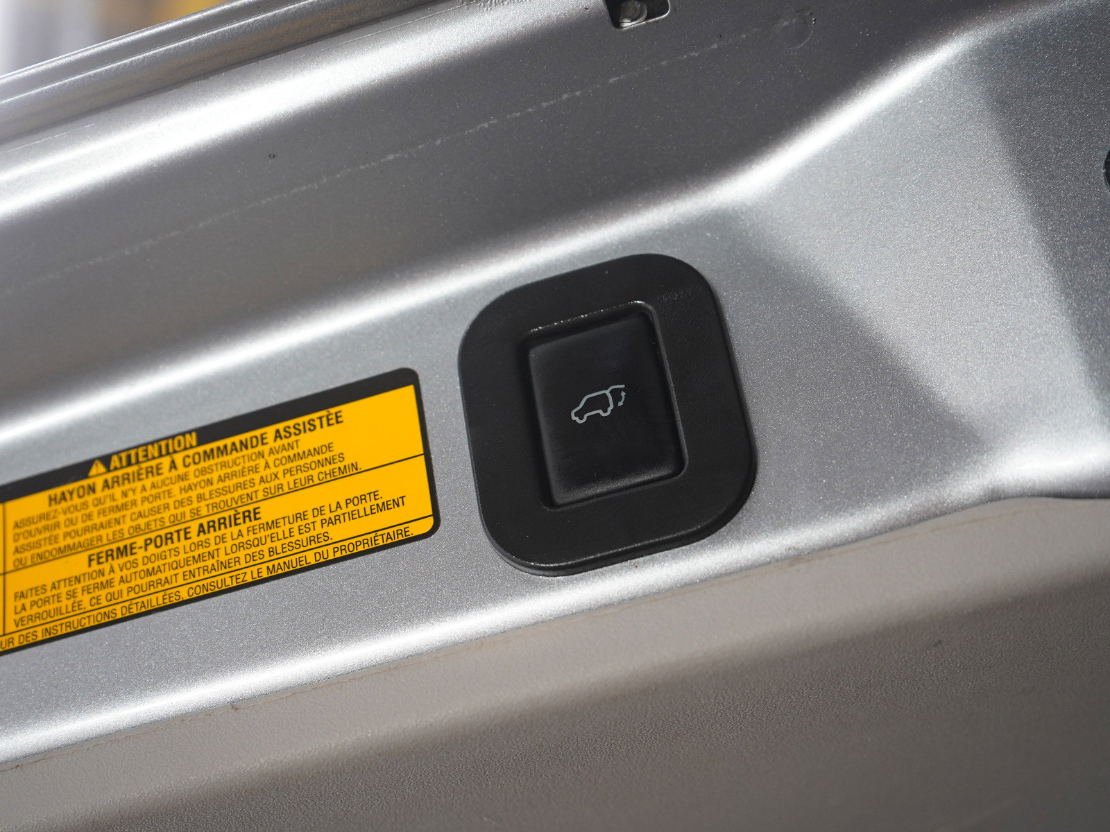Used 2013 Toyota Sienna XLE w/ Entertainment Pkg FWD image 20