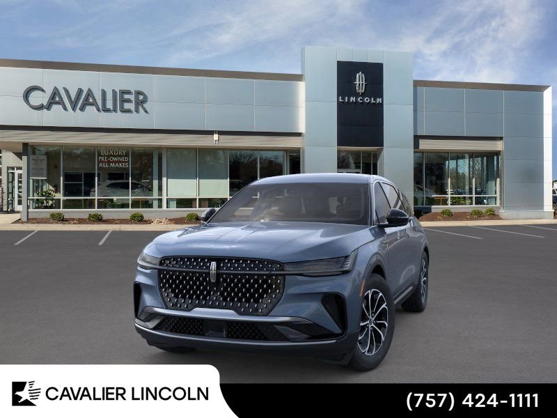 Used 2026 Lincoln Nautilus Premier AWD/4WD image 2