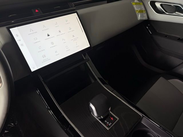 New 2026 Land Rover Range Rover Velar Dynamic SE image 23