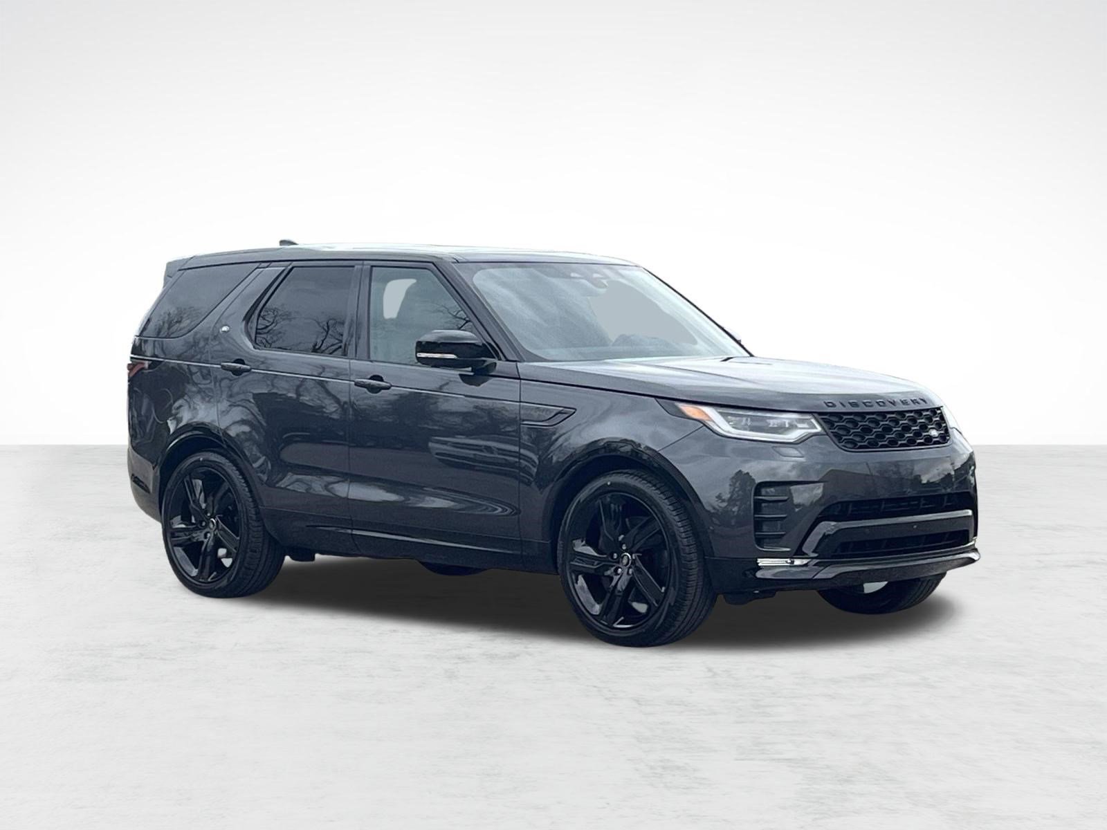 Used 2025 Land Rover Discovery Dynamic SE AWD/4WD image 6