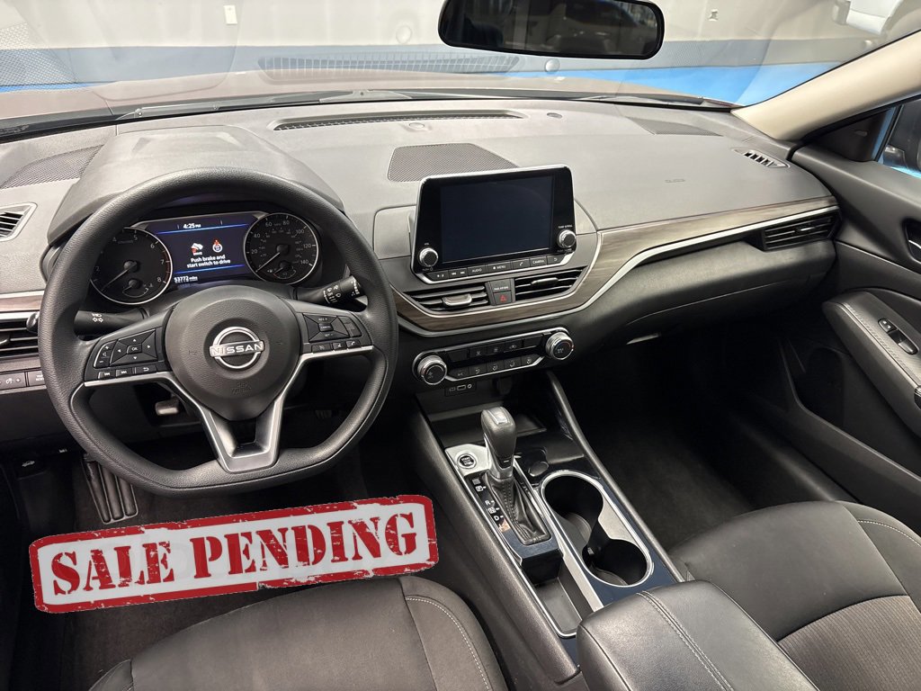 Used 2024 Nissan Altima 2.5 SV image 20