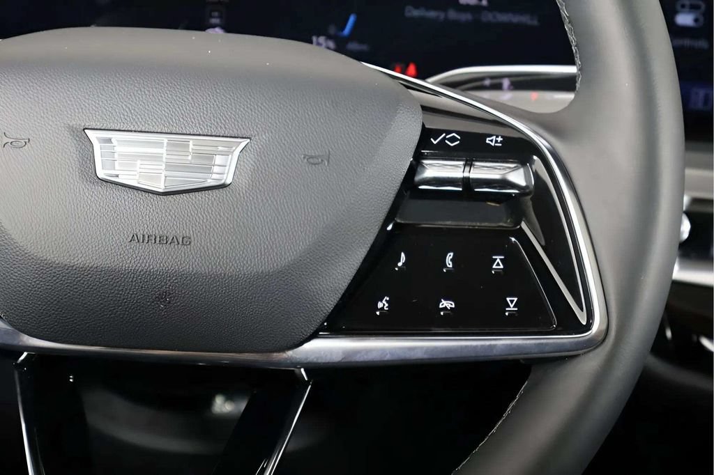 Used 2024 Cadillac Lyriq Luxury RWD image 15