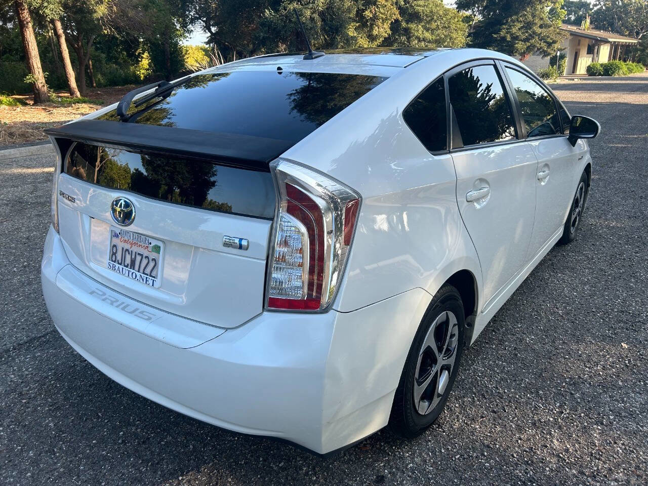 Used 2013 Toyota Prius Four w/ Deluxe Solar Roof Pkg FWD image 15