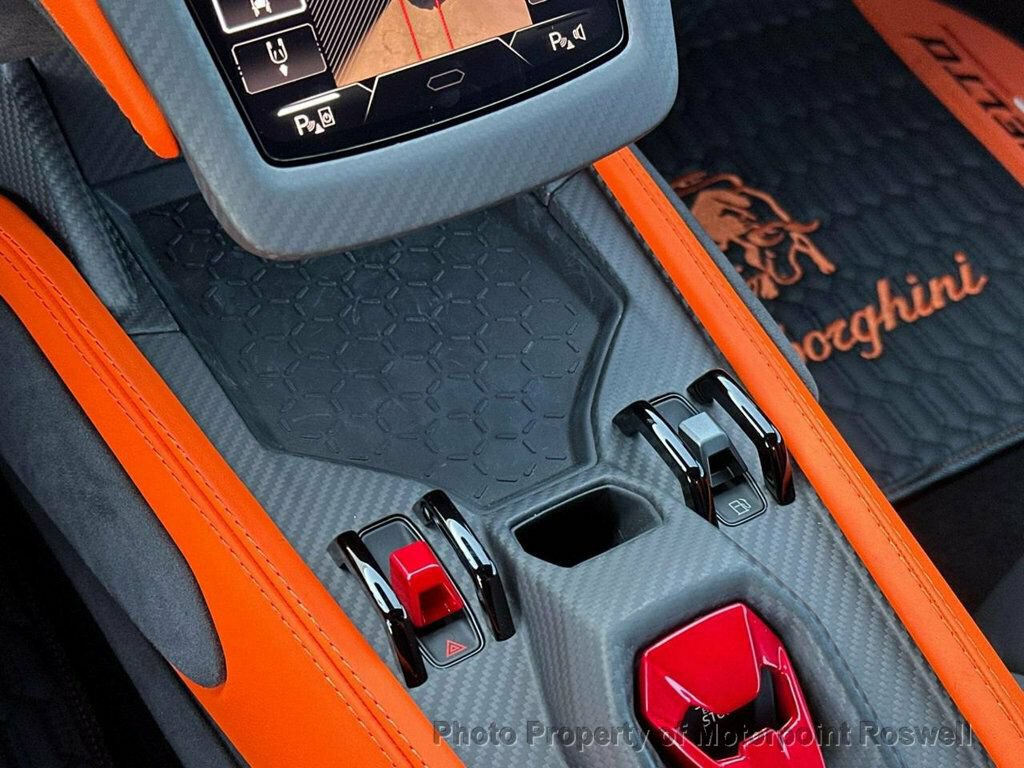 Used 2024 Lamborghini Revuelto AWD/4WD image 14