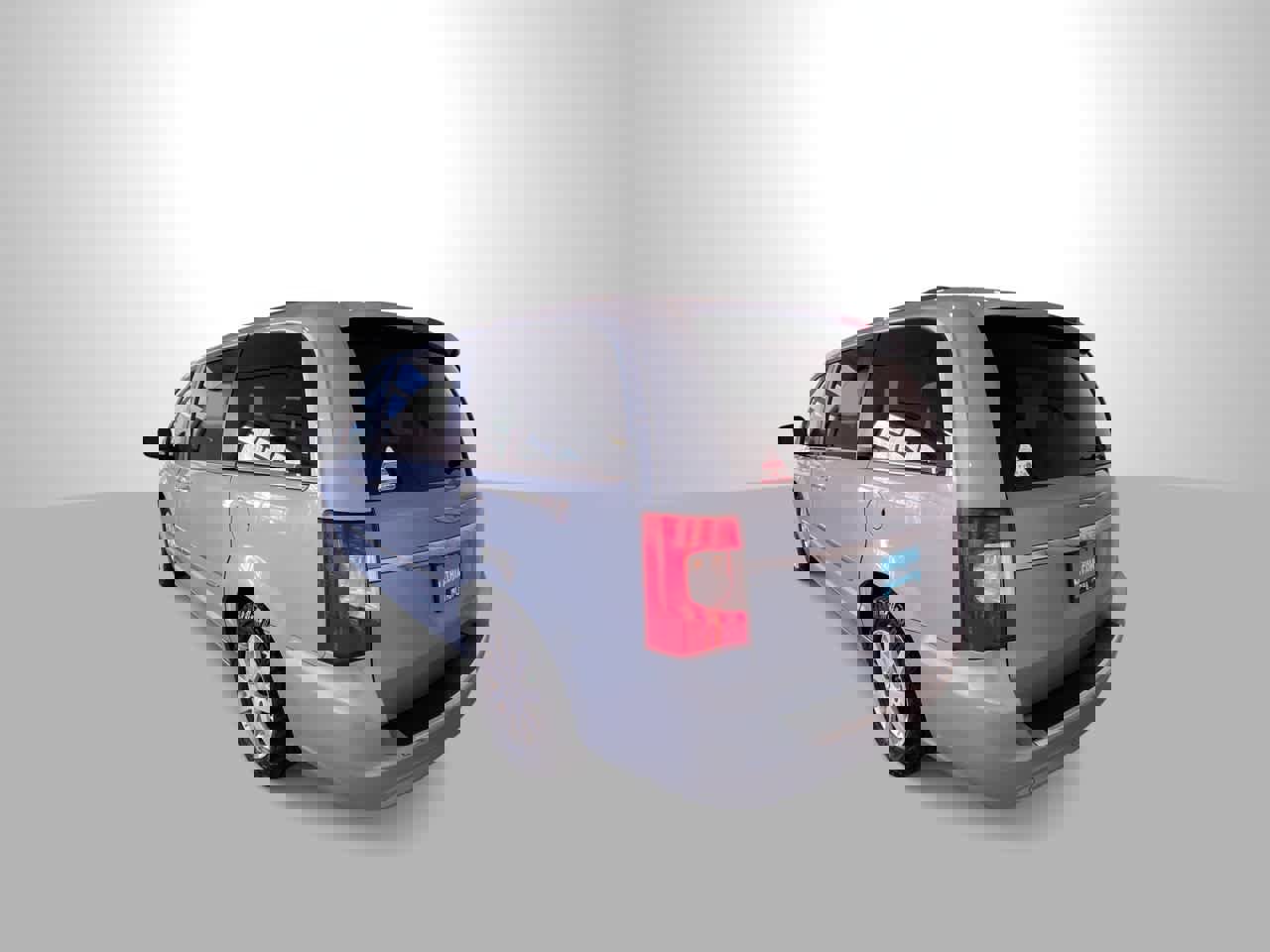 Used 2012 Chrysler Town & Country Touring-L w/ Entertainment Group #2 image 6