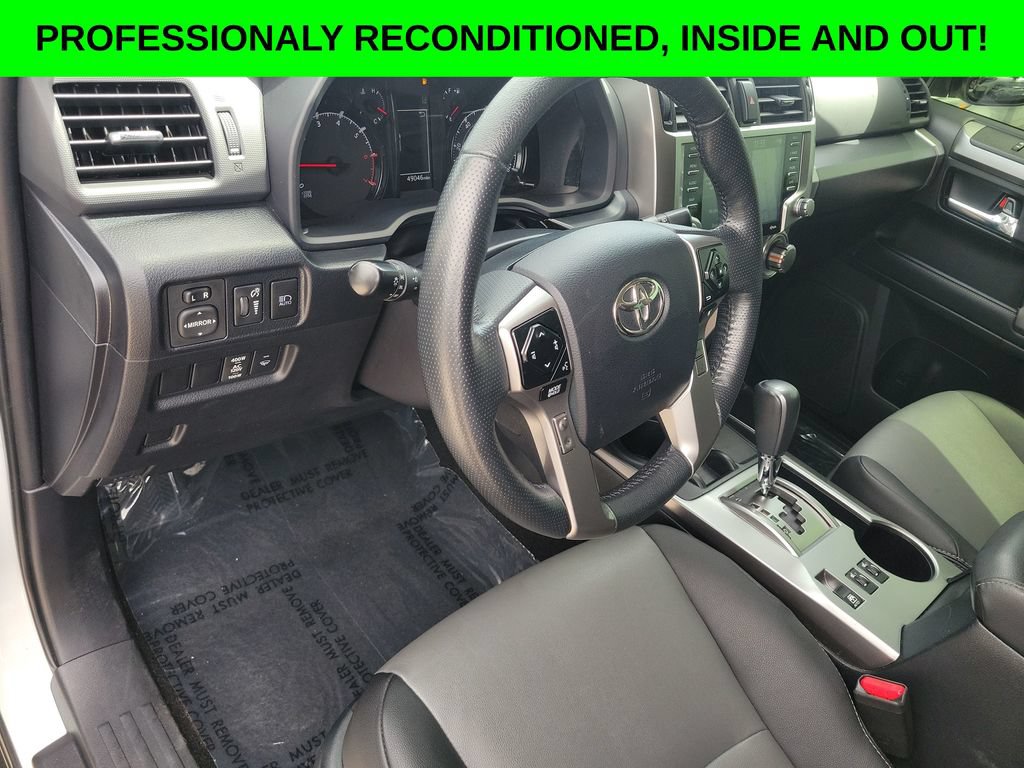 Used 2024 Toyota 4Runner SR5 Premium w/ Moonroof Package RWD image 7