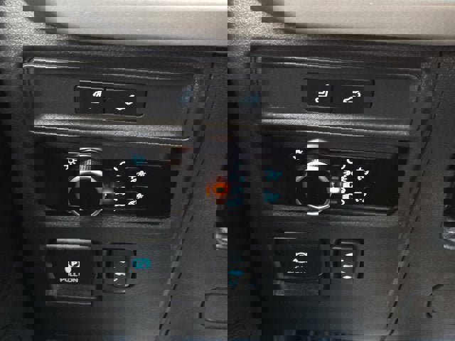 Used 2024 Ford Expedition Max XLT image 24