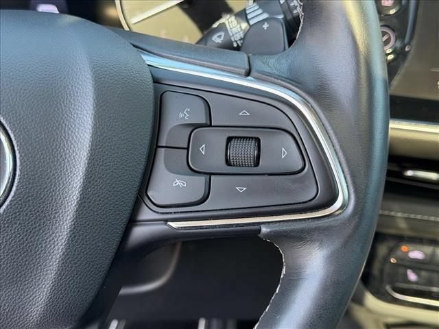 Certified 2023 Buick Envision Essence w/ Sport Touring Package FWD image 19