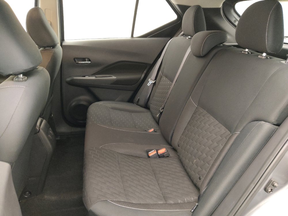Used 2021 Nissan Kicks SV FWD image 18