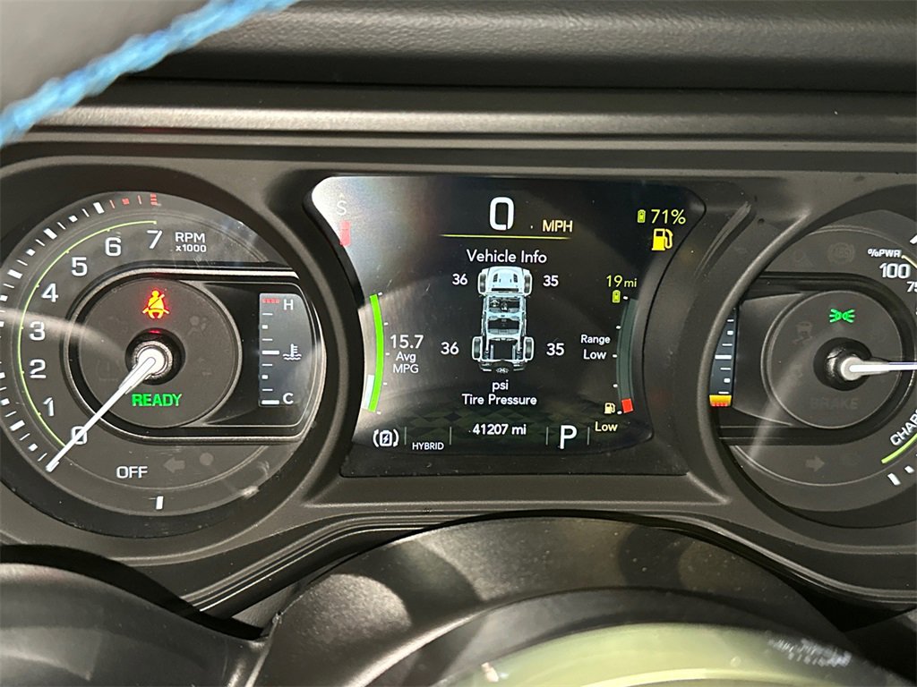 Used 2024 Jeep Wrangler High Altitude image 30