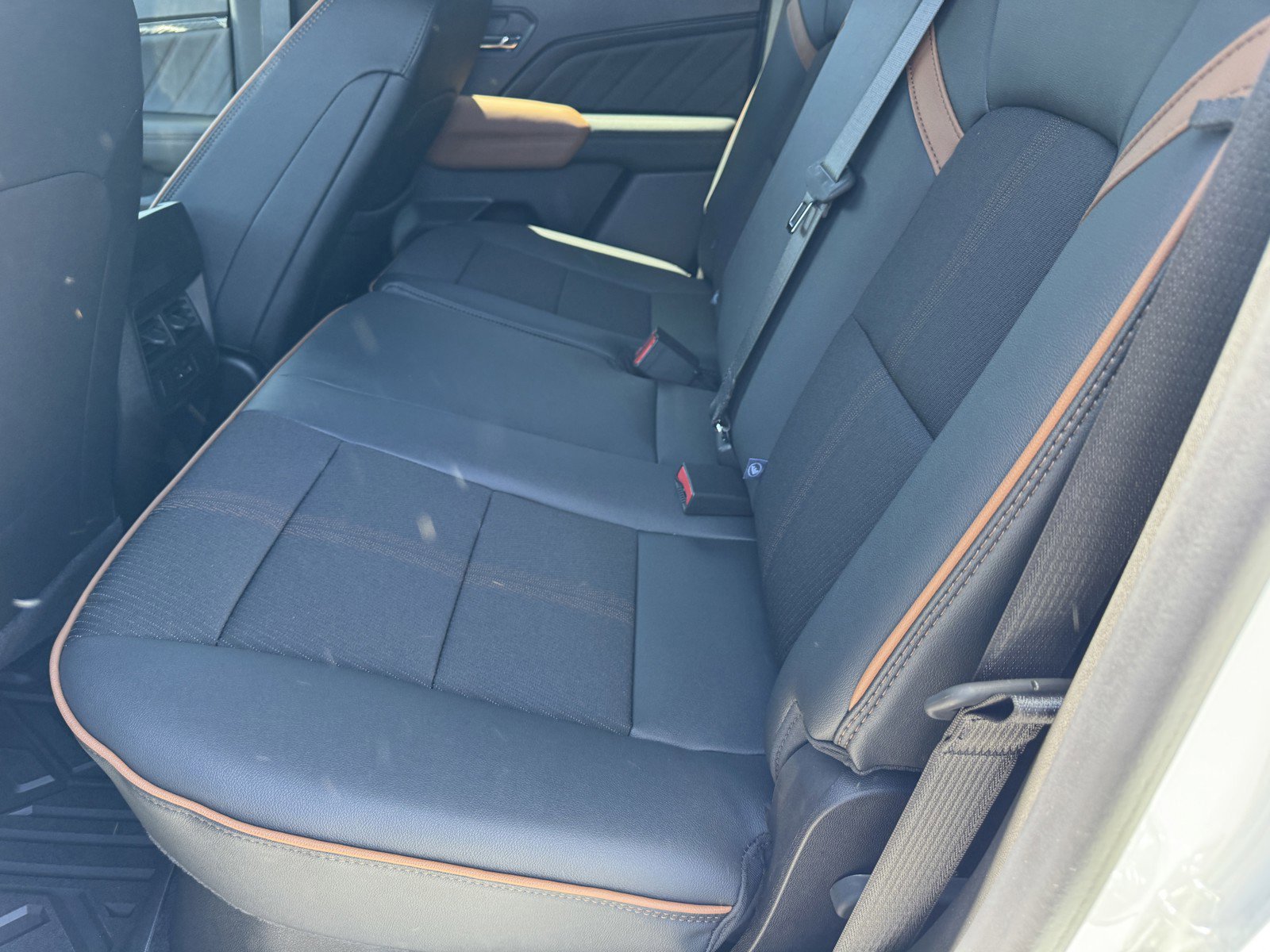 New 2026 GMC Canyon AT4 AWD/4WD image 14