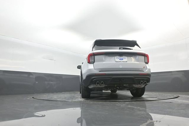 New 2026 Ford Explorer ST AWD/4WD image 33