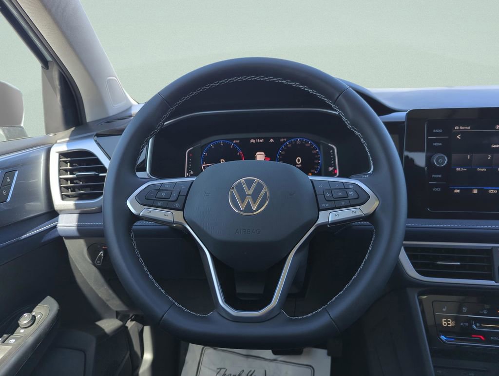 New 2026 Volkswagen Taos SEL image 25