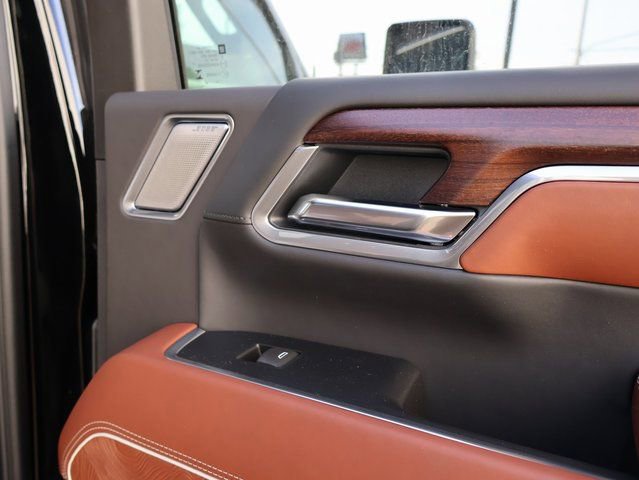 New 2026 GMC Sierra 2500 Denali Ultimate image 14