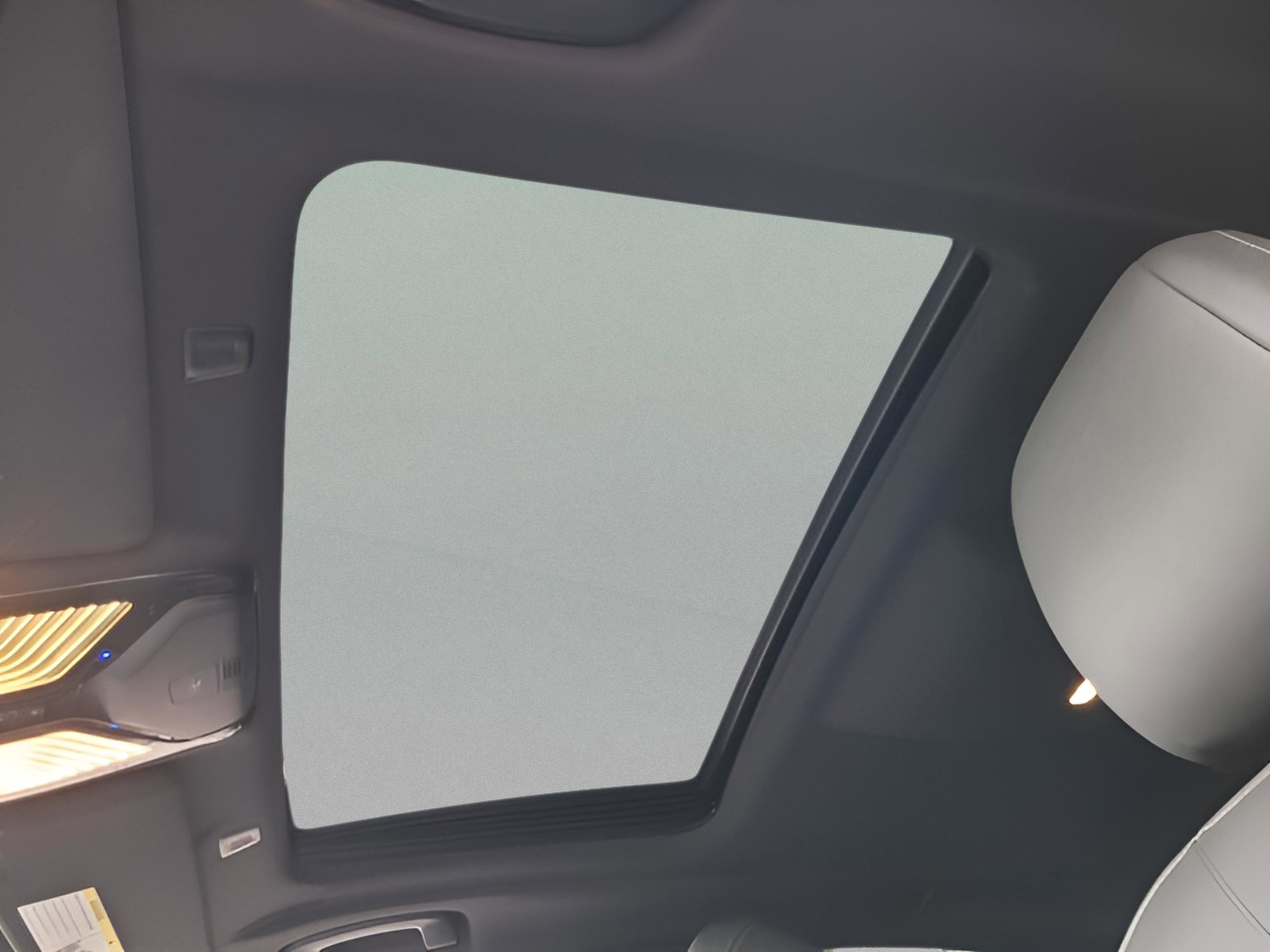 Used 2023 BMW 530i xDrive image 17