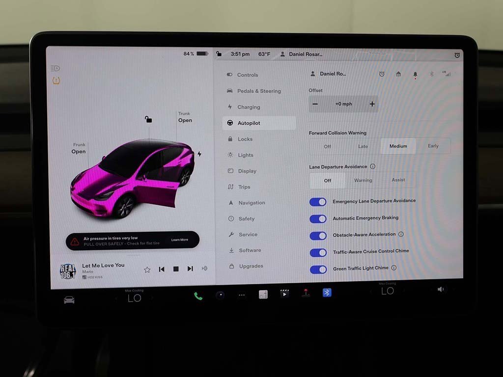 Used 2022 Tesla Model Y Long Range image 43