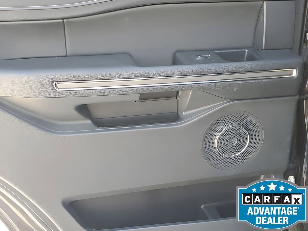 Used 2022 Ford Expedition XLT image 45